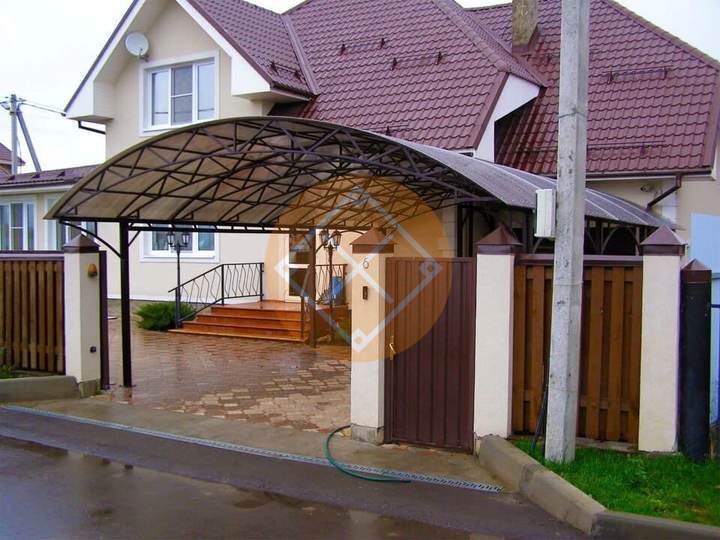 навес из стали для загородного дома