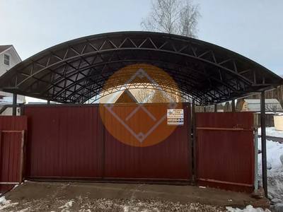 Навес для загородного дома с сотовым поликарбонатом