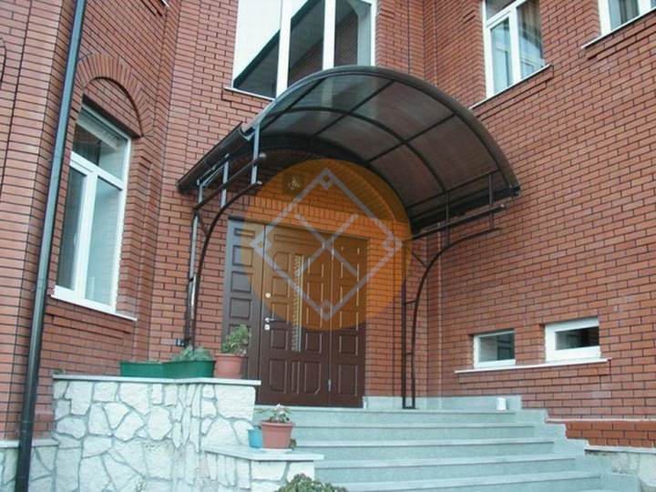 козырек из сотового поликарбоната