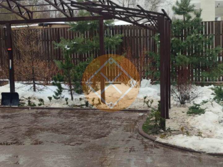 стальная конструкция навеса для дачи