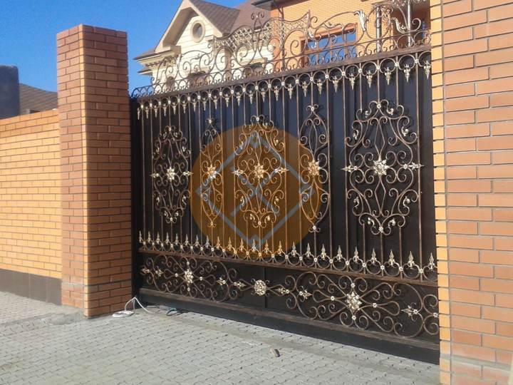 откатные кованые ворота