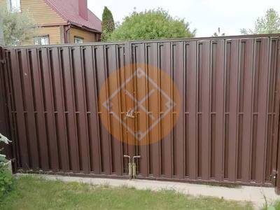 Металлические распашные ворота с евроштакетником
